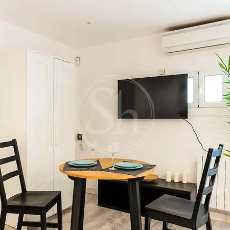 Estudio En Eixample דירה ברצלונה